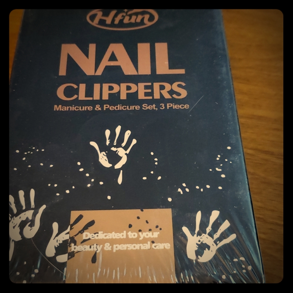 HFUN 3PC NAIL CLIPPERS, NAIL FILE & BRUSH SET